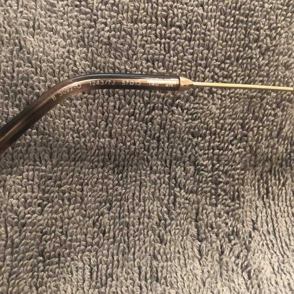 Burberry Sunglasses - Picture 5 of 6